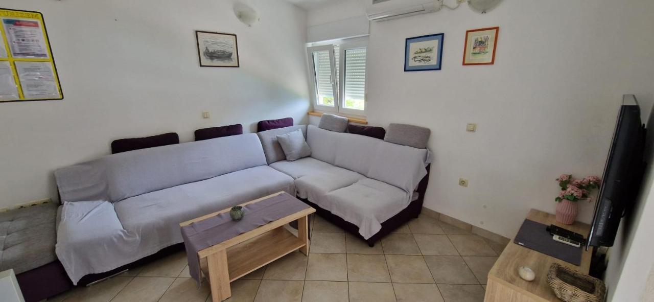 Oasis Of Peace Apartment أوميس المظهر الخارجي الصورة