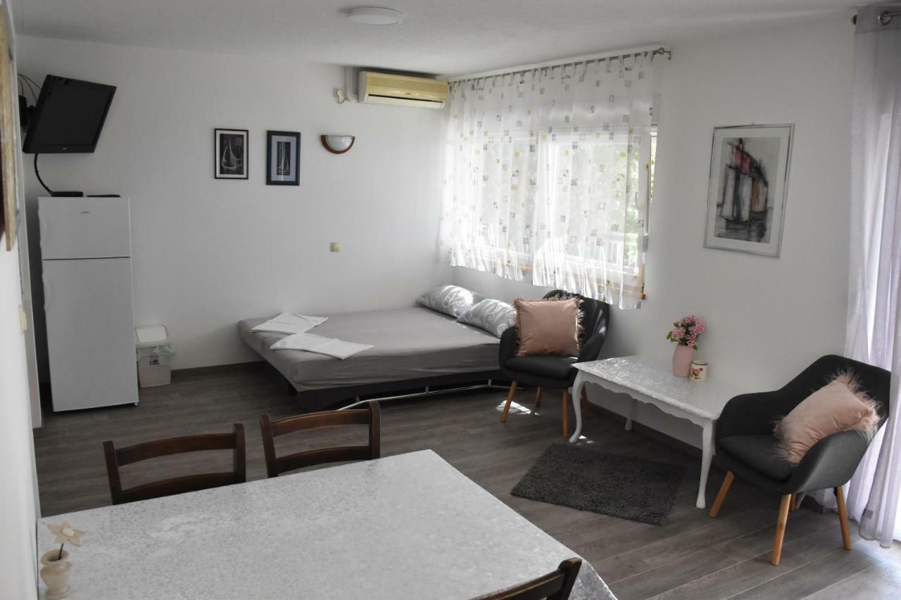 Oasis Of Peace Apartment أوميس المظهر الخارجي الصورة