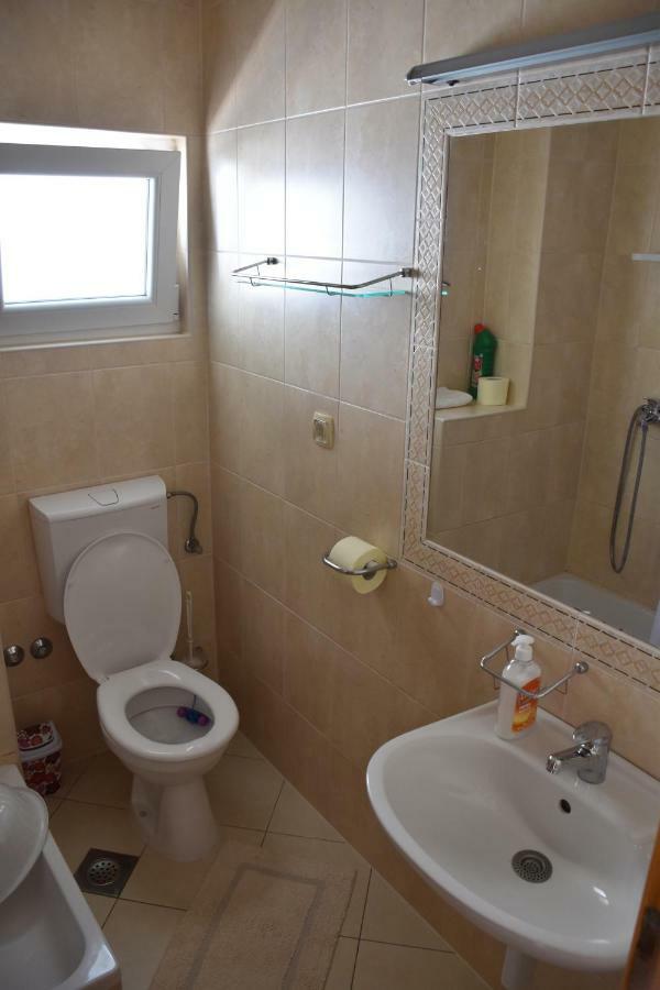 Oasis Of Peace Apartment أوميس المظهر الخارجي الصورة